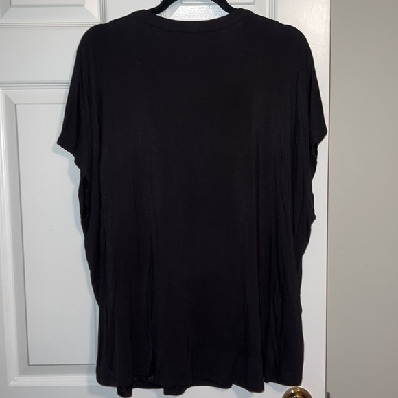Joan Vass Women’s Plus Size Cap Sleeve Top in Black in 2X - Picture 9 of 9